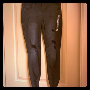 NWT NY&CO Black distressed jeans